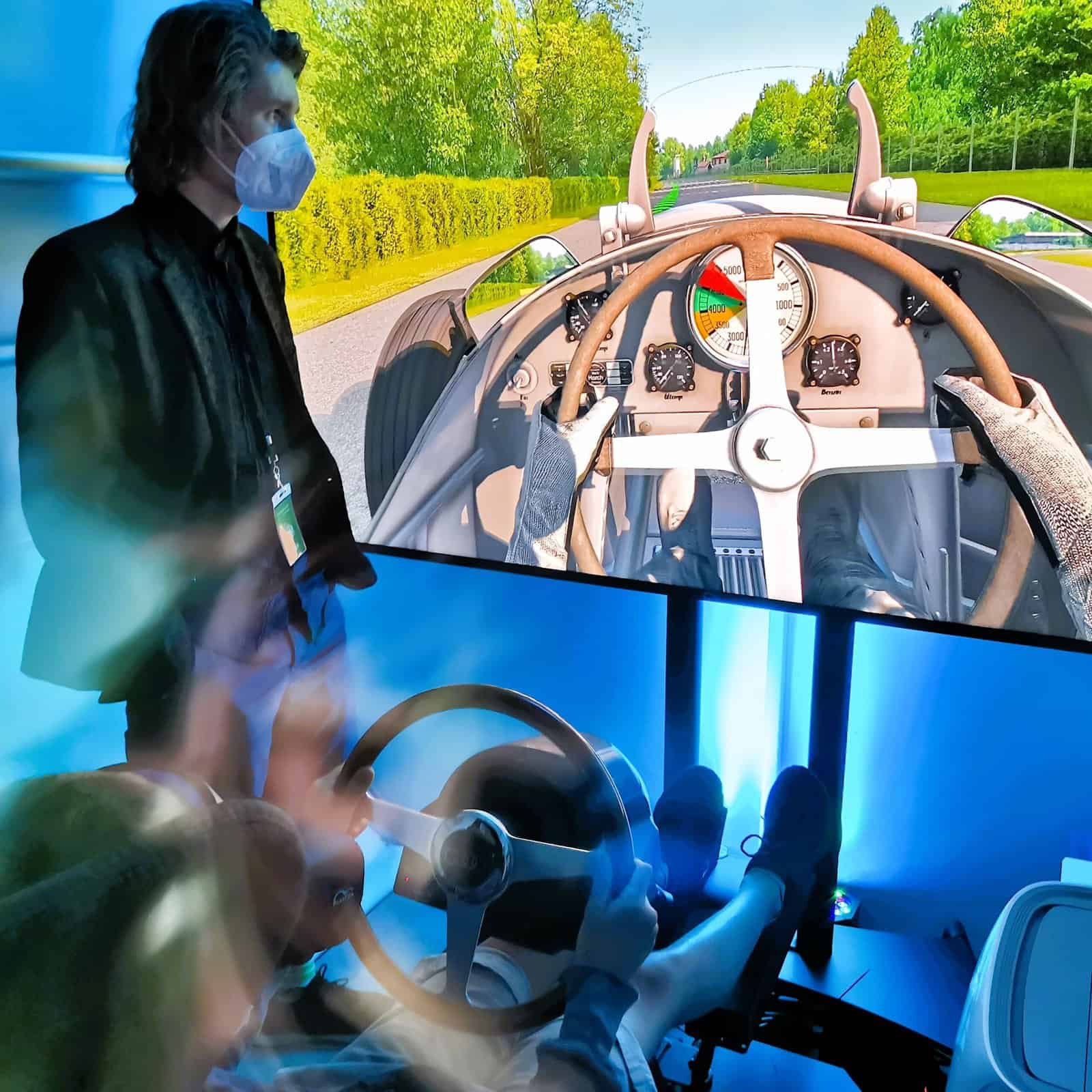 Pronájem simulátoru Classic Cars v Praze. Pronájem simulátorů klasických automobilů - autentický zážitek z historie pro firemní oslavy