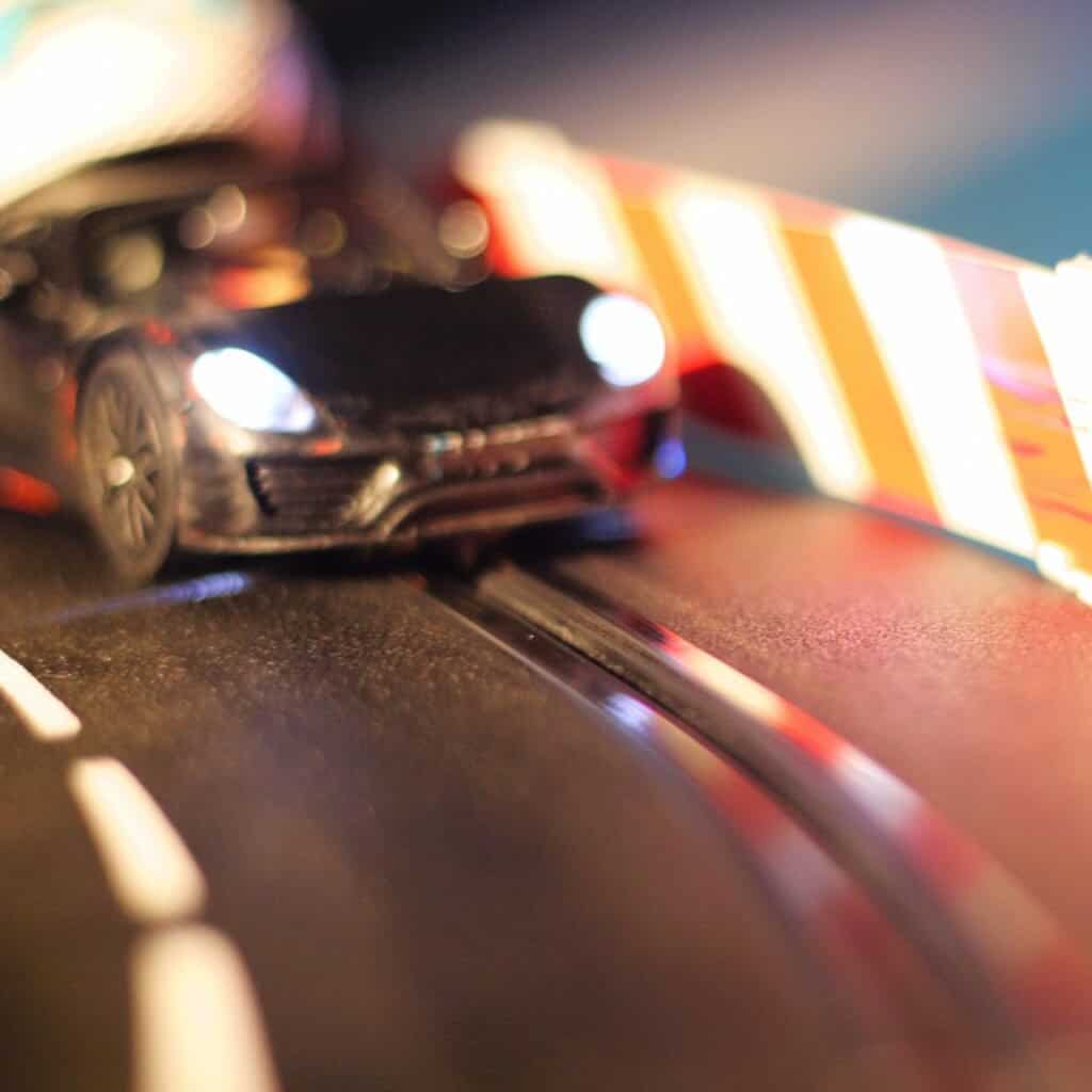 Pronájem závodní autodráhy pro firemní teambuildingovou párty. Pronájem závodní autodráhy Liberec, Český Krumlov, Karlovy Vary