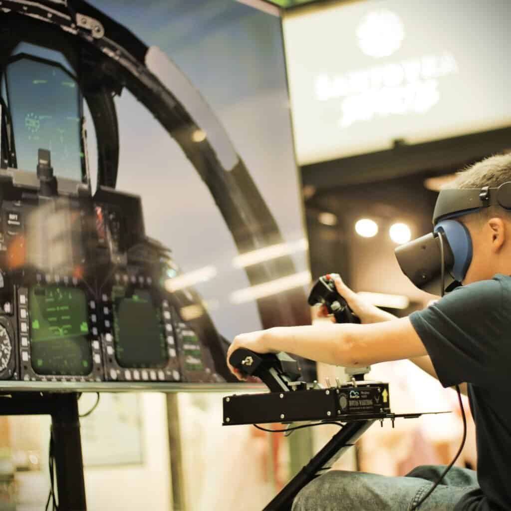 Pronájem virtuální reality pro akce v Praze, Brně, Ostravě. Pronájem simulátoru VR s dodáním a obsluhou firemní oslavy na klíč