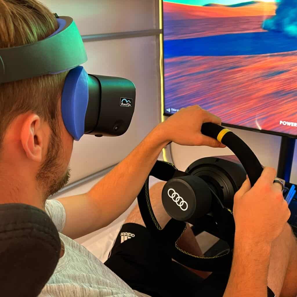 Pronájem simulátoru Rally. Zážitek z rallye v Praze. Pronájem simulátorů Rally narozeninová akce po celé ČR