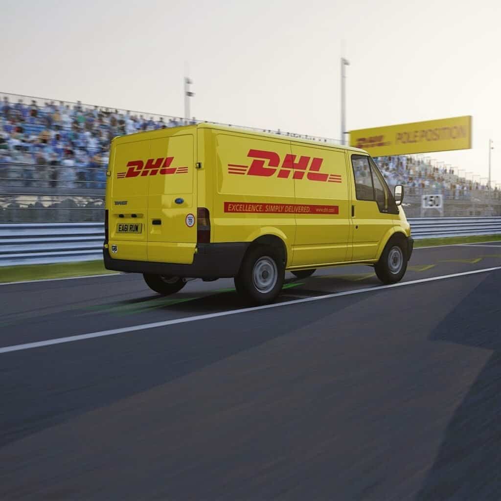 Svůj slogan nebo obrázek můžete přidat na jakýkoli komerční vůz, dodávku nebo vozidlo s emocionálním brandingem RoarFun, včetně dodávky Ford DHL.
