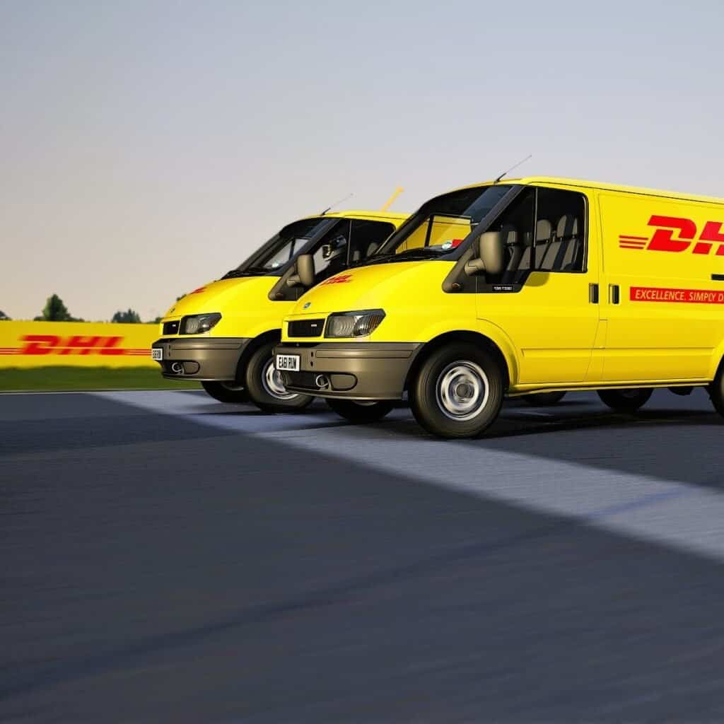 Své logo a značku můžete přidat na jakýkoli komerční vůz, dodávku nebo vozidlo s emocionálním brandingem RoarFun, včetně dodávky Ford DHL.