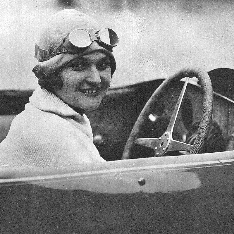 Eliska Junkova RoarFun racing simulator Gallery