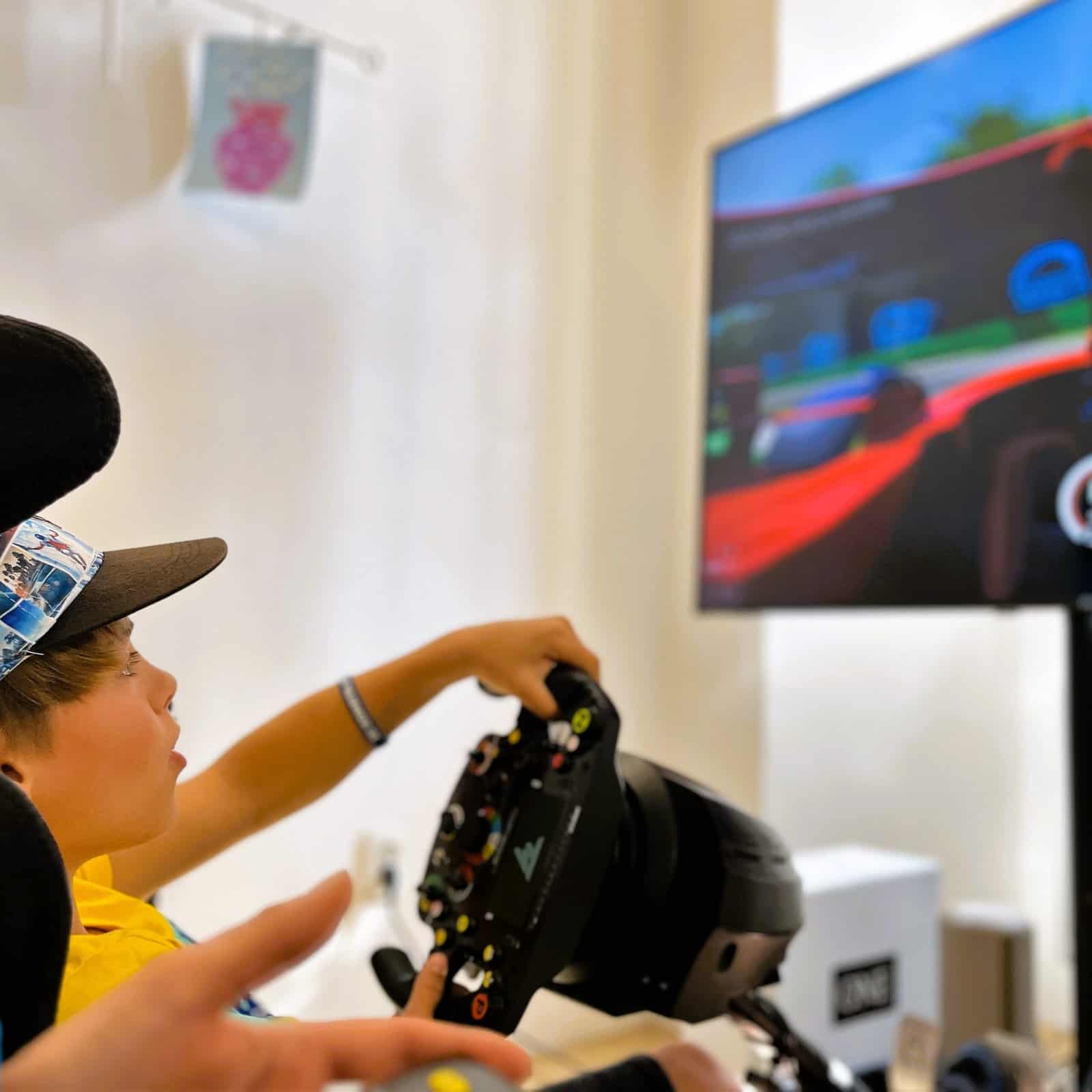 Biskupství Brněnské: ministrantská pouť ferrari simulatory půjčovna na akce.