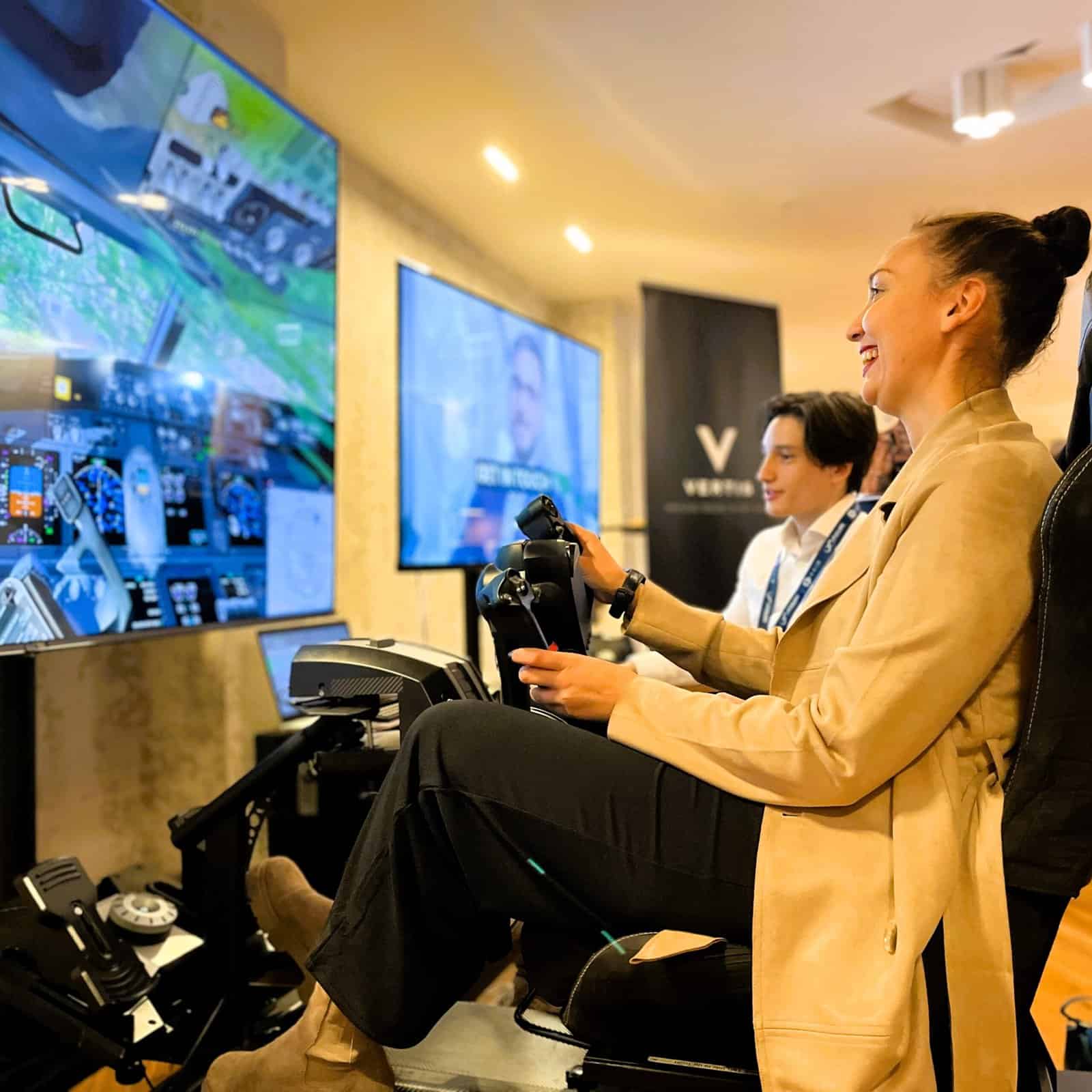 RoarFun ™ letecky Boeing VR simulator aviaton carbon londyn.